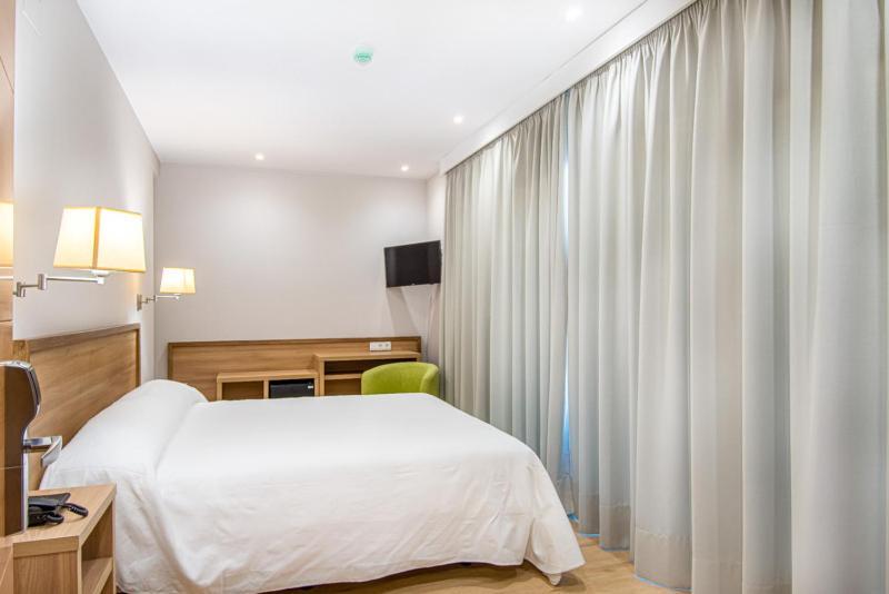 Hotel Jaume D'Urgell Balaguer Zewnętrze zdjęcie